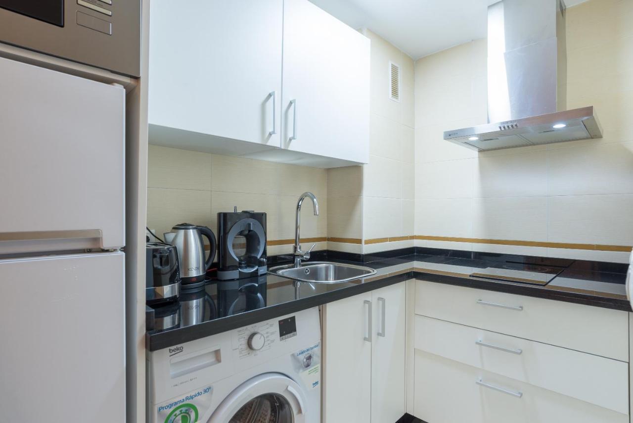 Acogedor apartamento en el centro histórico de Málaga - Mitjana Appartamento Esterno foto