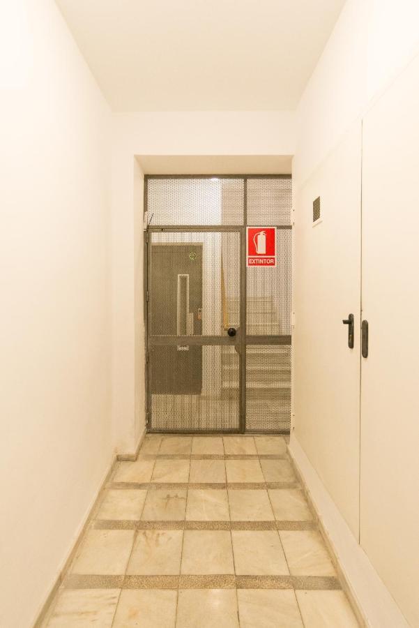 Acogedor apartamento en el centro histórico de Málaga - Mitjana Appartamento Esterno foto